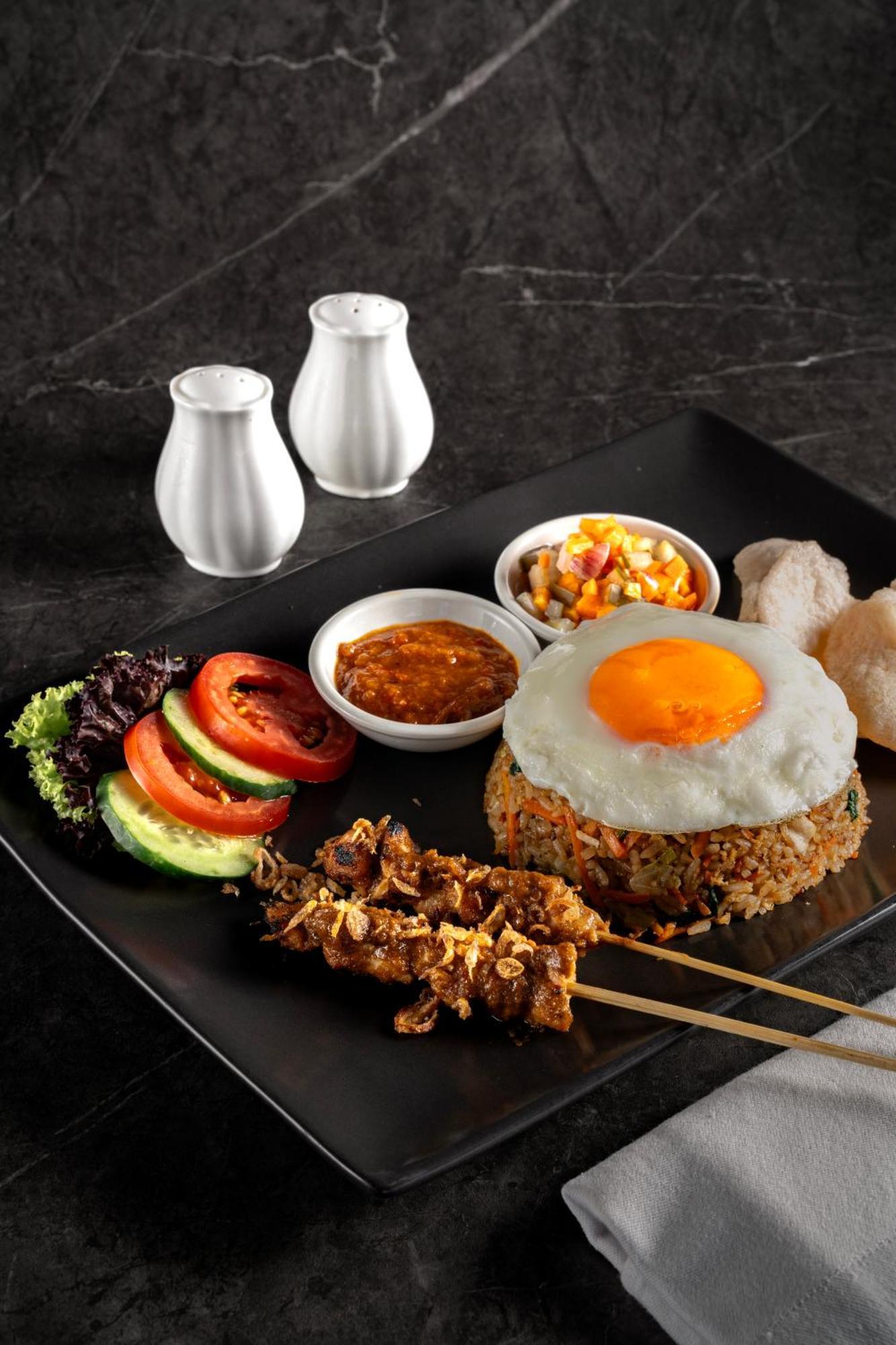 Goya Boutique Resort Убуд Экстерьер фото Nasi goreng